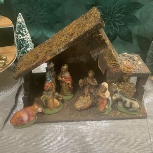 Vintage Made In Italy Nativity Set Wooden Manger With 8 Figures Retro Christmas